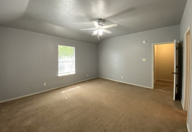 Photo - 3300 Toledo Dr Unit #A