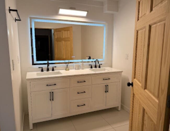 Photo - 651 Chena Hot Springs Rd Unit B