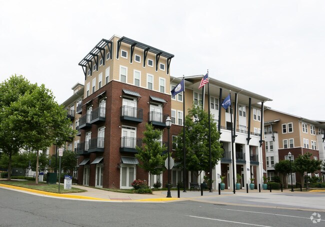 Building Photo - Camden Monument Place Rental