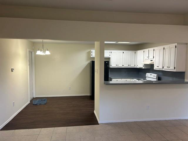 Photo - 825 Mica Ln