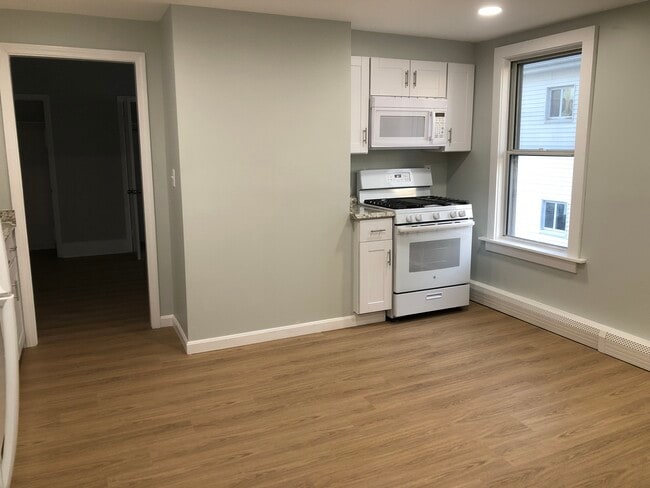 Kitchen - 1 Howard Ave Unit APT 2