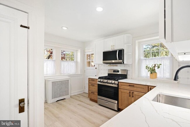 Photo - 713 Kenmare Rd