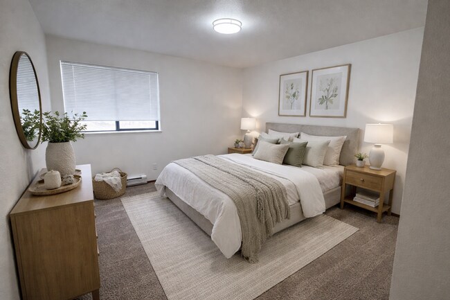 Photo - Lakeview Court Apartments