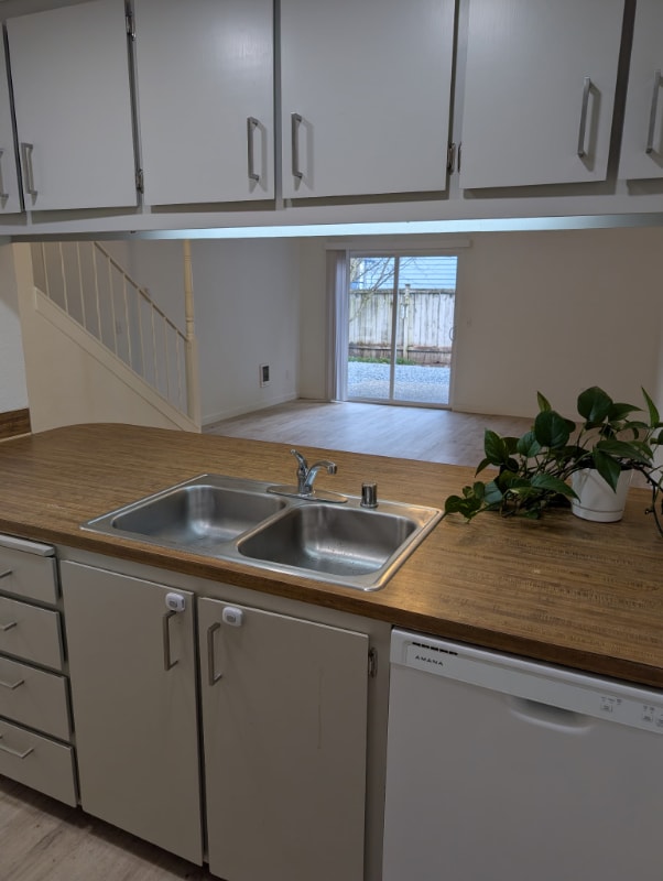 Building Photo - 4617 80th St NE