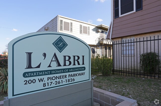 L ABRI APARTMENTS