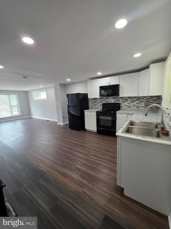 Photo - 2717 Woodland Ave