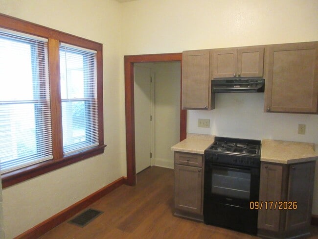 Photo - 819 E Wright St Unit 819