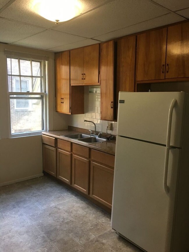 Photo - 1862 N Cambridge Ave 6 Unit