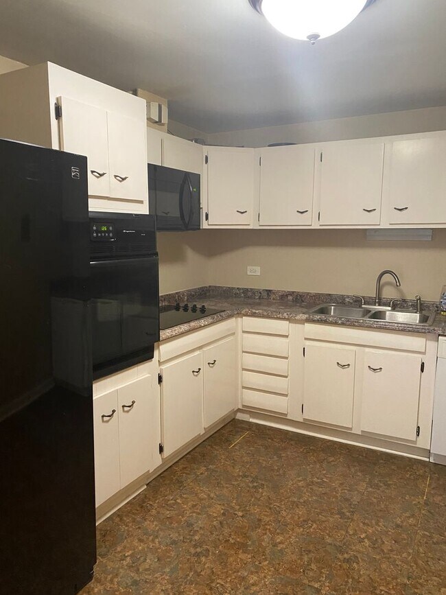 Photo - 28-30 Grove Park Apartments Unidad 27