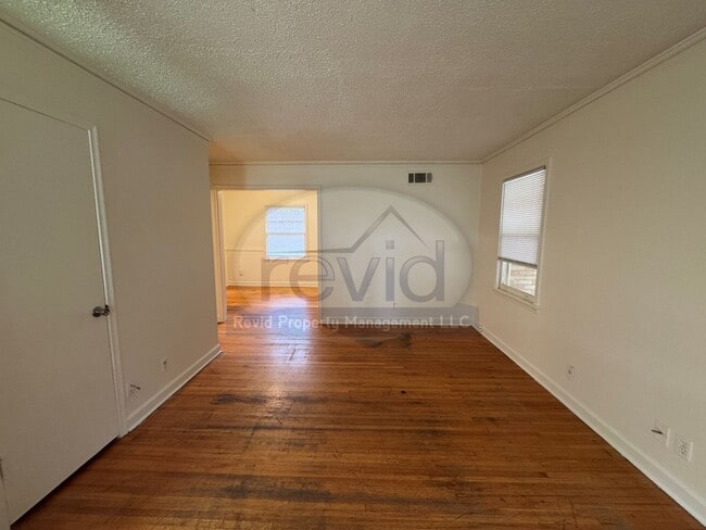 Photo - 4770 Verne Rd
