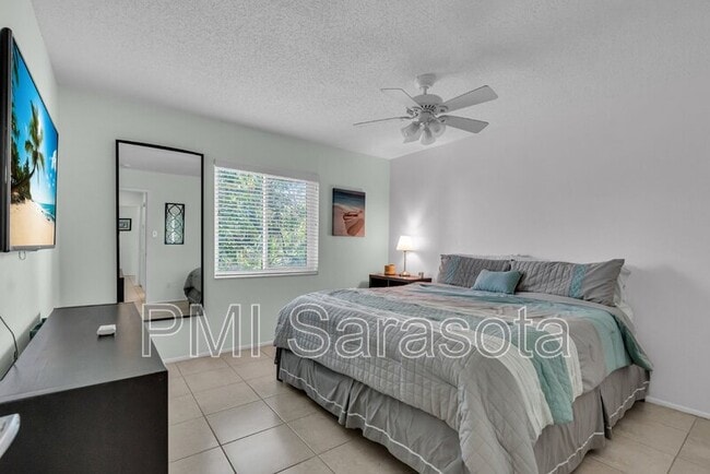 Photo - 1670 Laurel St Unit 202