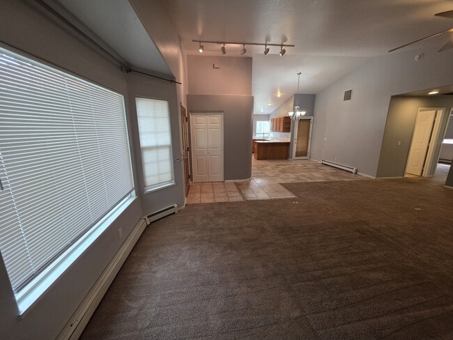 Photo - 615 Shadowbrook Dr