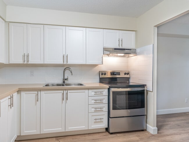 Photo - Applewood Apartments