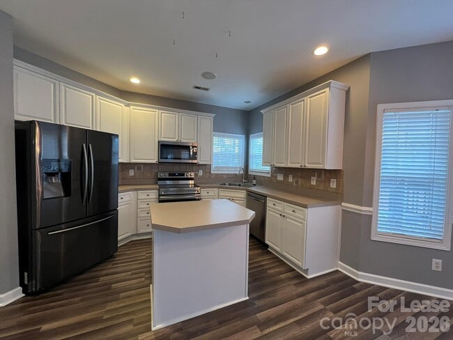 Photo - 3307 Creek Trail Rd