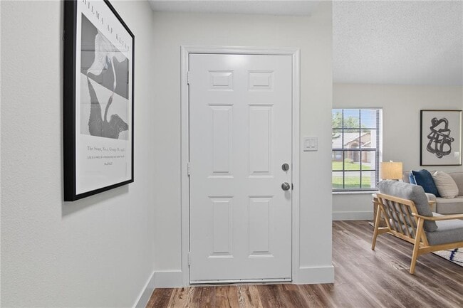 Photo - 205 Red Maple Dr