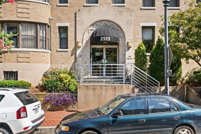 Photo - 2515 K St NW Unit #403