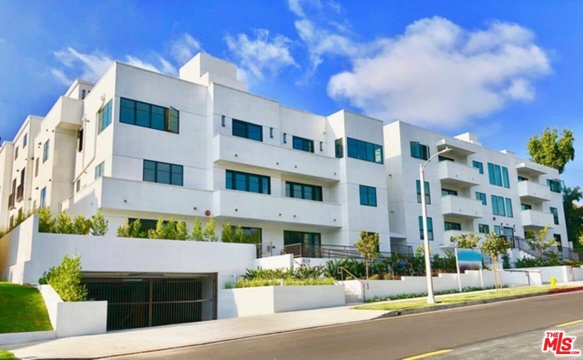 Photo - 859 S Lucerne Blvd Unit 109