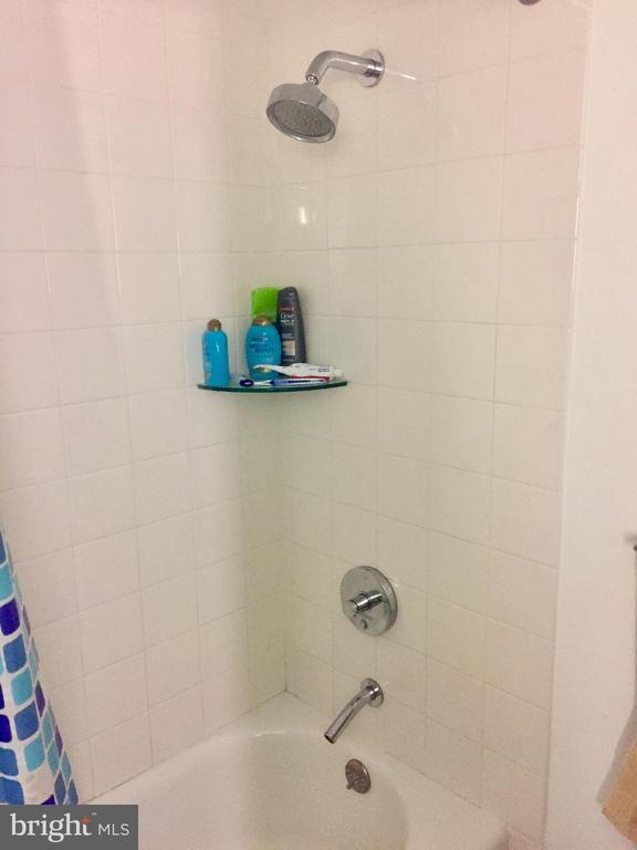 Photo - 219 S 18th St Unidad 517