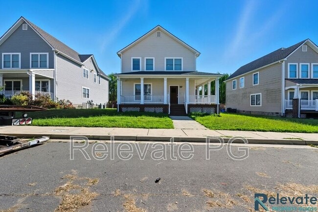 Building Photo - 1803 Rose Ave