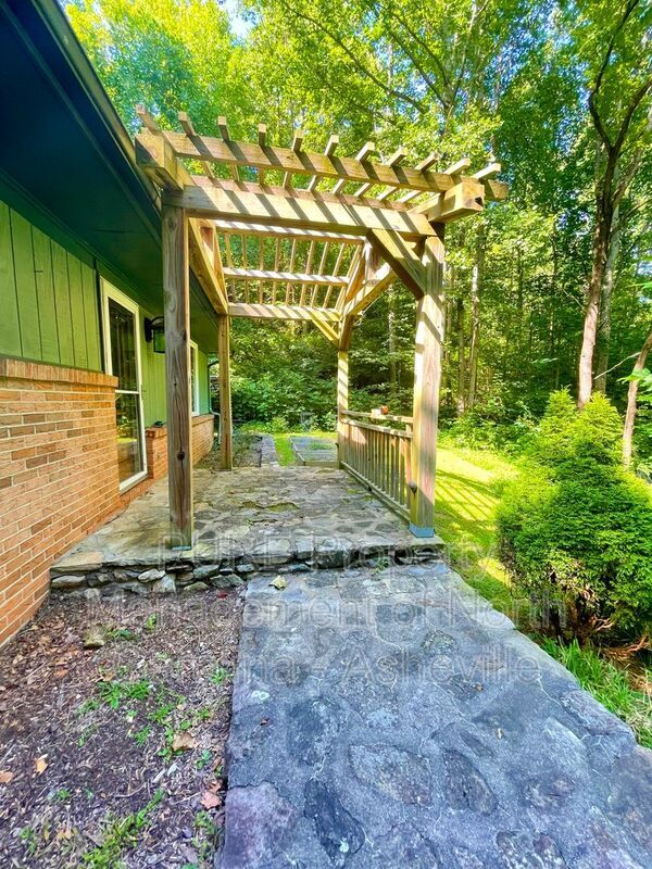 Photo - 222 Morgan Cove Rd