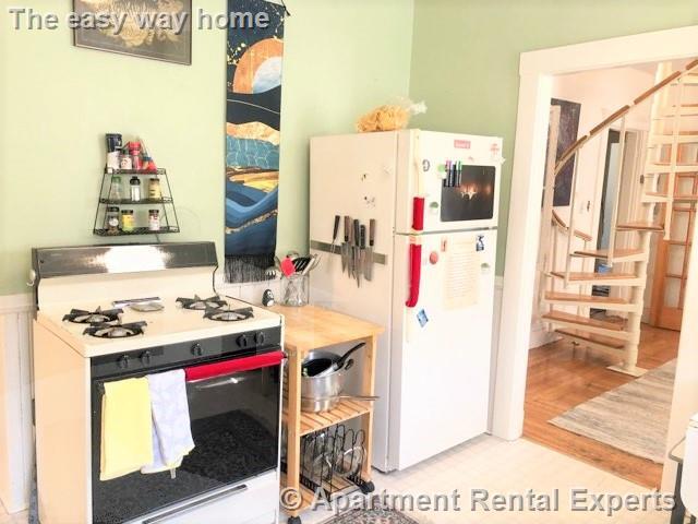 24 Central Rd Unit 3