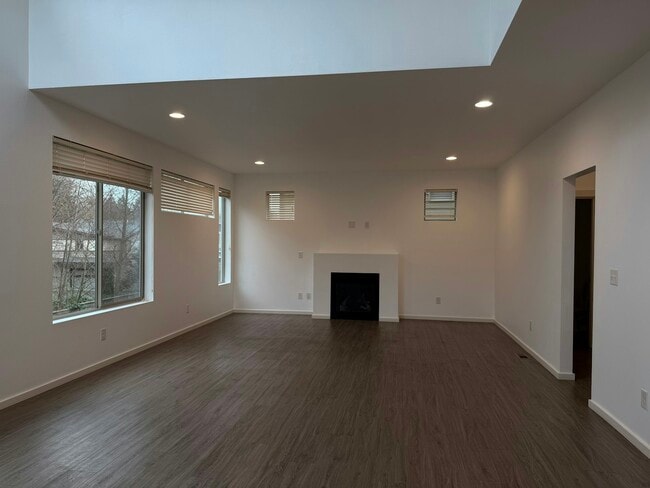 Photo - 18707 107th Ave SE