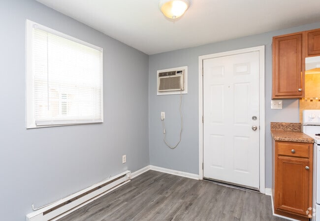 Photo - King George Townhomes