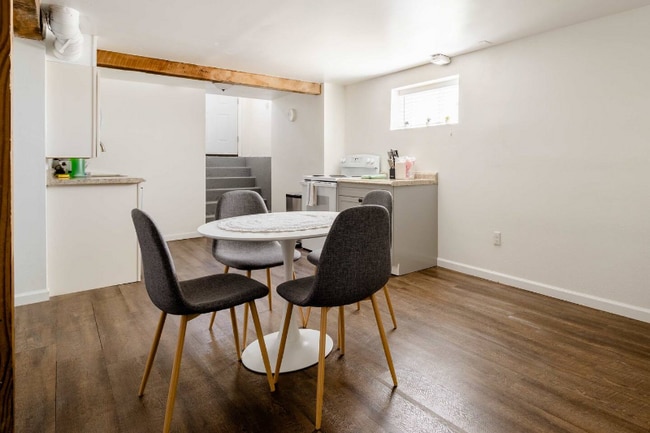 Photo - 2334 SE 8th Ave Unidad Basement