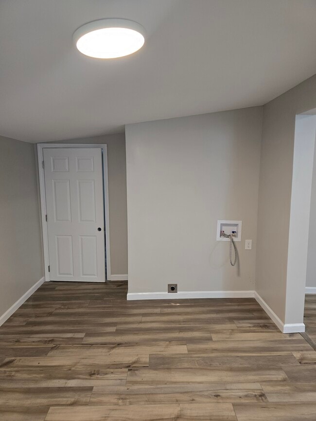 Photo - 207 Hidell Rd