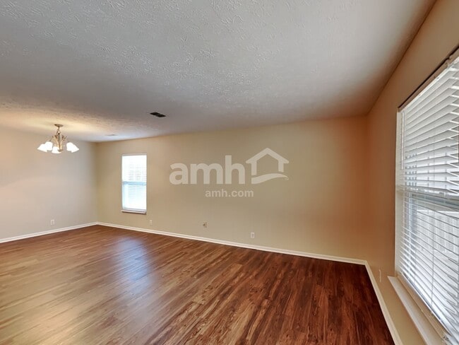 Photo - 136 Trail Ridge Way