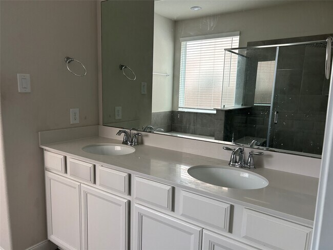 Photo - 4326 Pale Fox Ln