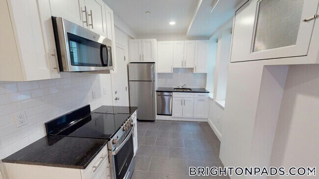 Building Photo - 127 Sutherland Rd Rental