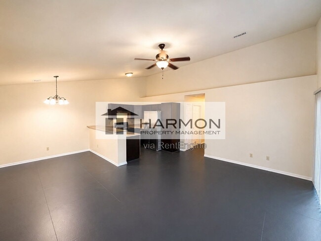 Photo - 2363 N Garland St