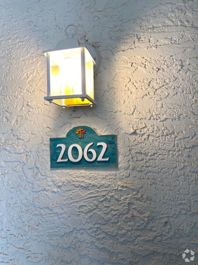 Building Photo - 1 Bedroom Laughlin Condo located in South Bay