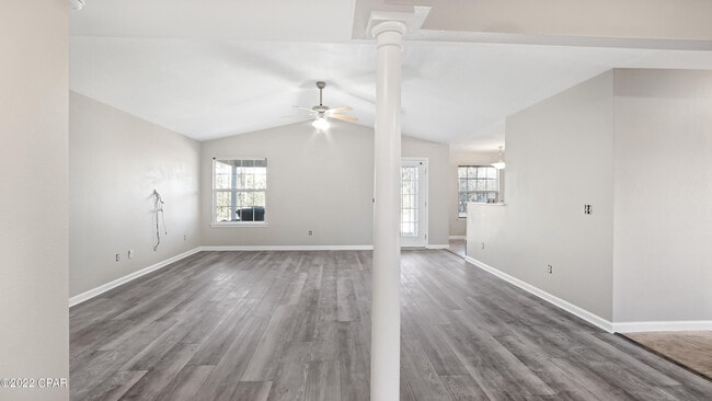 Photo - 7319 Rachel Way