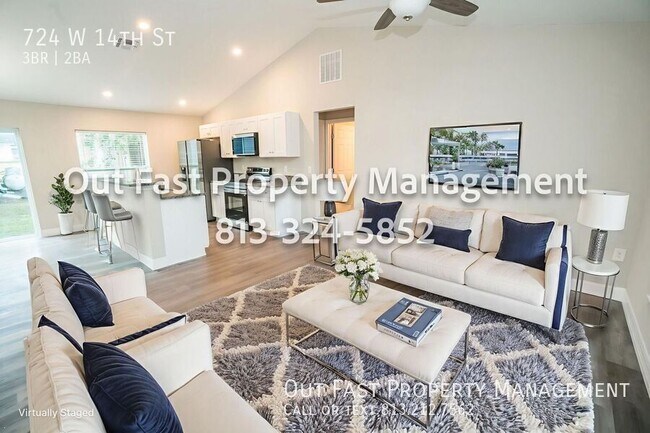 Photo - 724 W 14th St