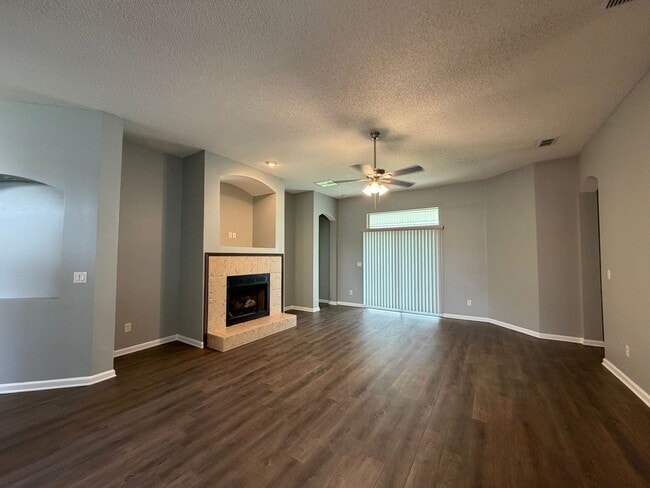 Photo - 3041 Southhall Ct