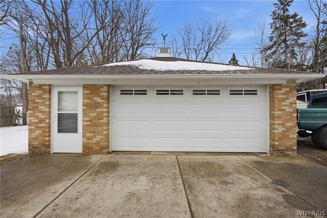 Photo - 3667 Fuller Ave