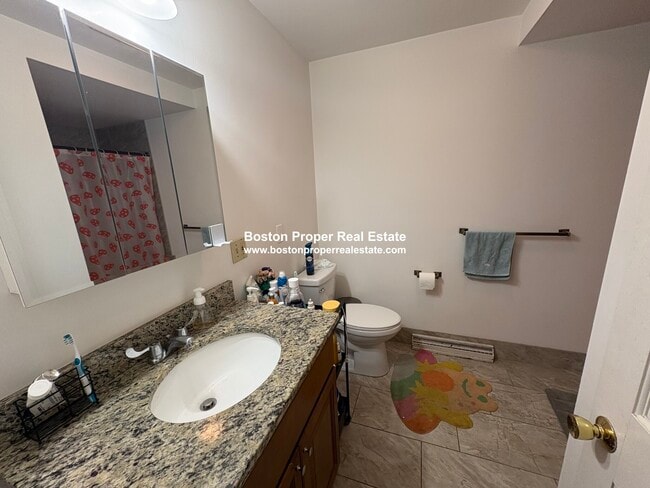 Photo - 25 Church St Unit 2