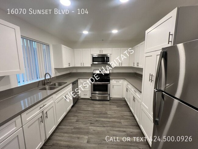 Photo - 16070 Sunset Blvd Unidad 104