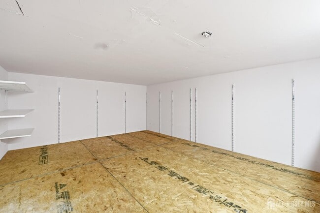 Photo - 105 Pearce Ln