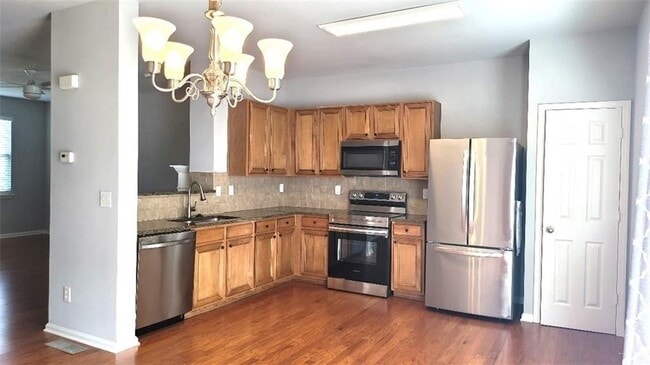 Photo - 2020 Meadow Peak Rd