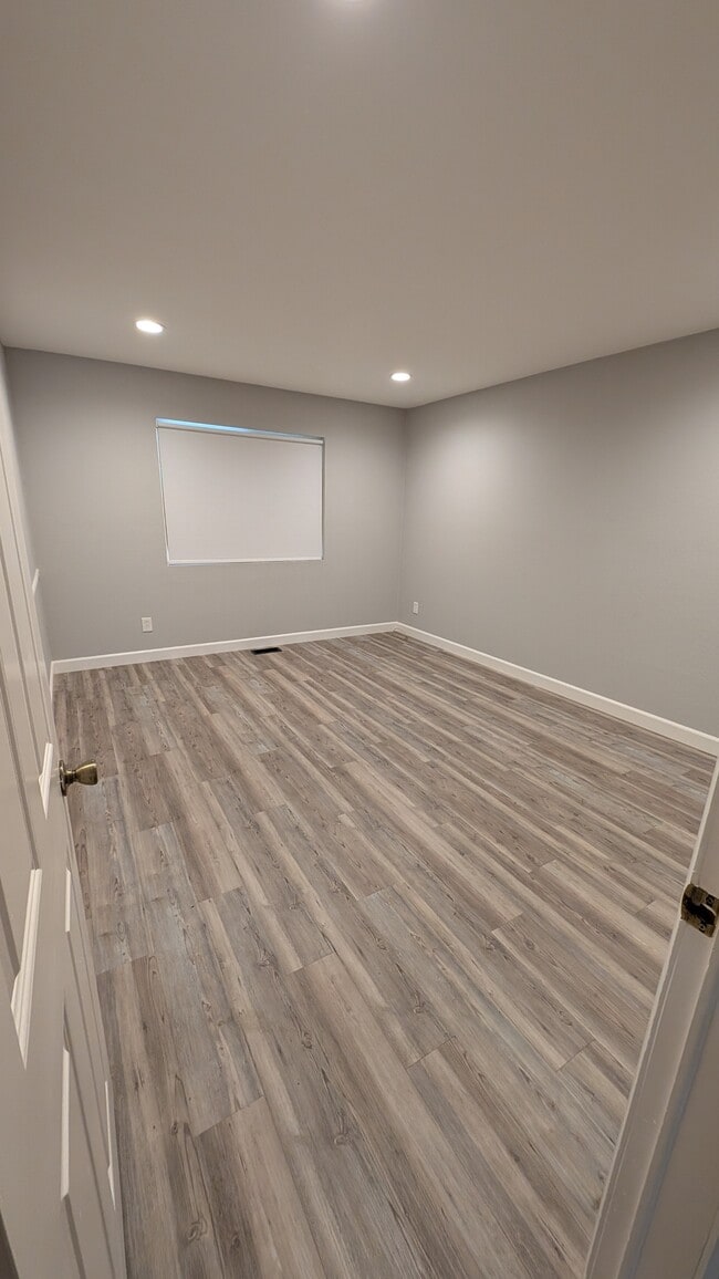 Photo - 909 Richland Rd