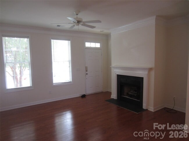 Photo - 216 Welton Way