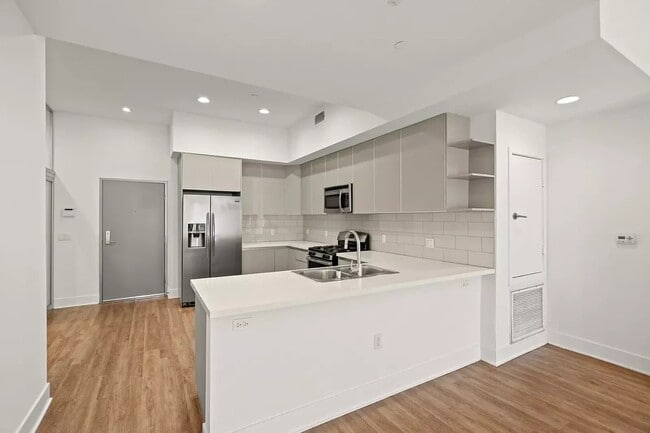 Photo - 5308 Sepulveda Blvd Unidad 201