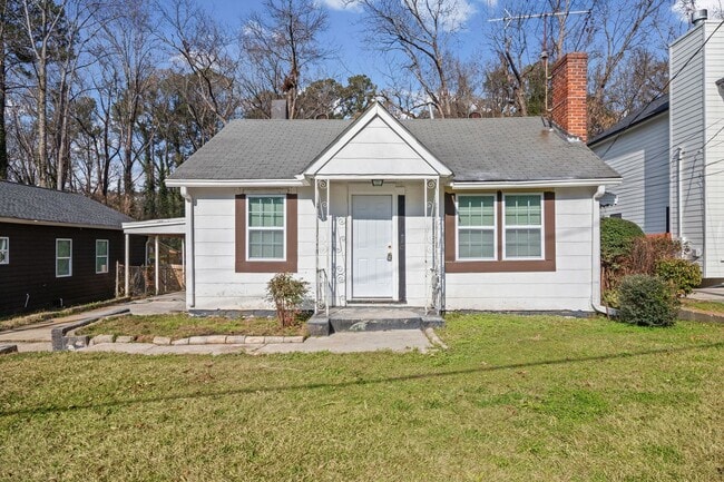 Building Photo - 1971 Detriot Avenue - For Rent $2000.00 3 bedrooms, 2 baths Off street parking