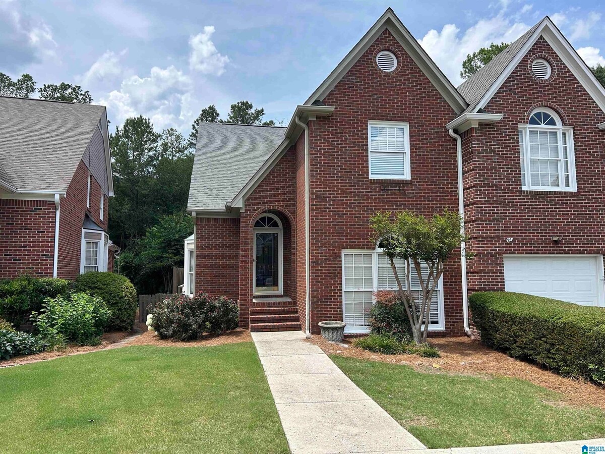 Photo - 2031 Stone Brook Dr