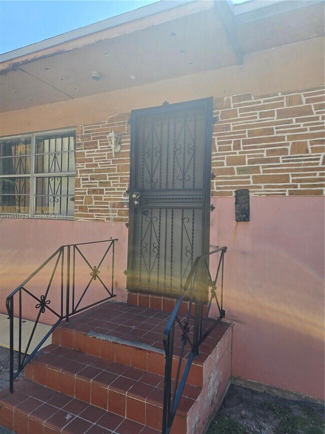 Photo - 210 NW 69th St Apartment Unit 1