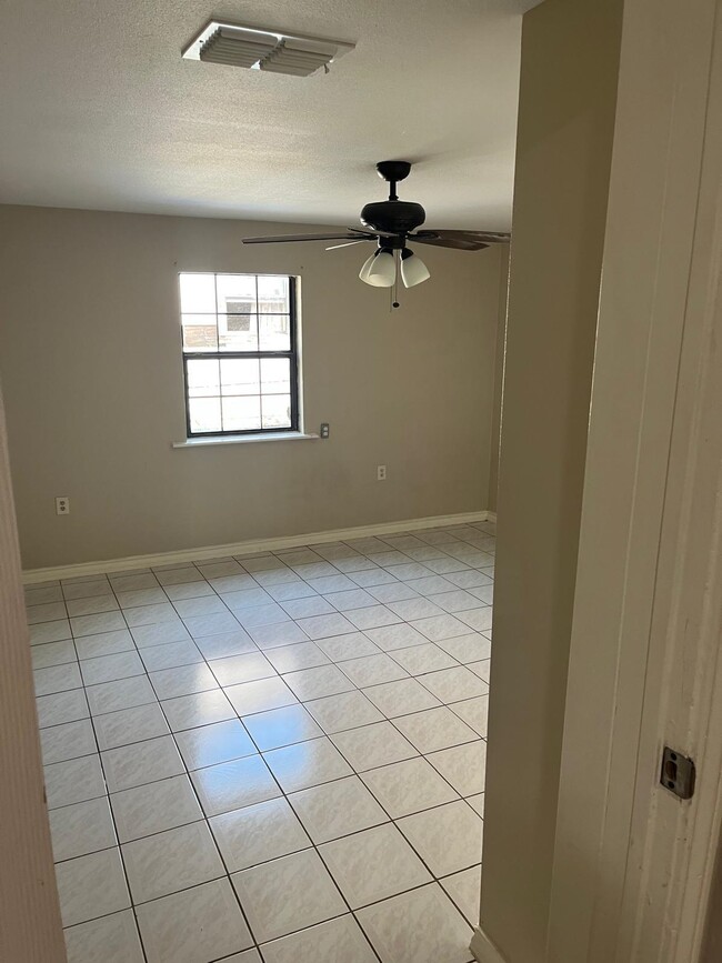 Photo - 2505 San Salvador St