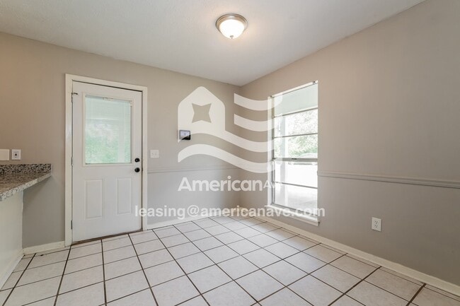 Photo - 1443 Cherrie Ave